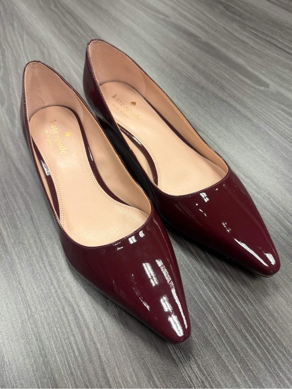 Kate Spade New York Dark Merlot Patent Leather Pointed Toe Pumps Heels Size 9B - Picture 2 of 12